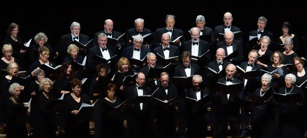 Hudson Chorale performs 2015-full chorus
